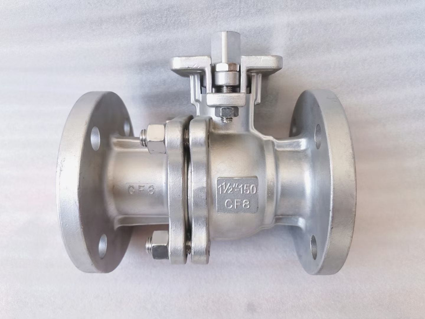 stainless steel flange floating ball valve with ISO5211 mounting pad